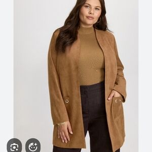 LAURA Canada Women's Faux Suede  Stretch Tan Jacket. Size 14.